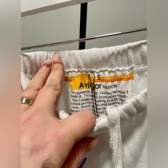 Aviator Nation - Sz. S - Logo Sweatpants
White Rainbow Logo - Picture 5 of 6